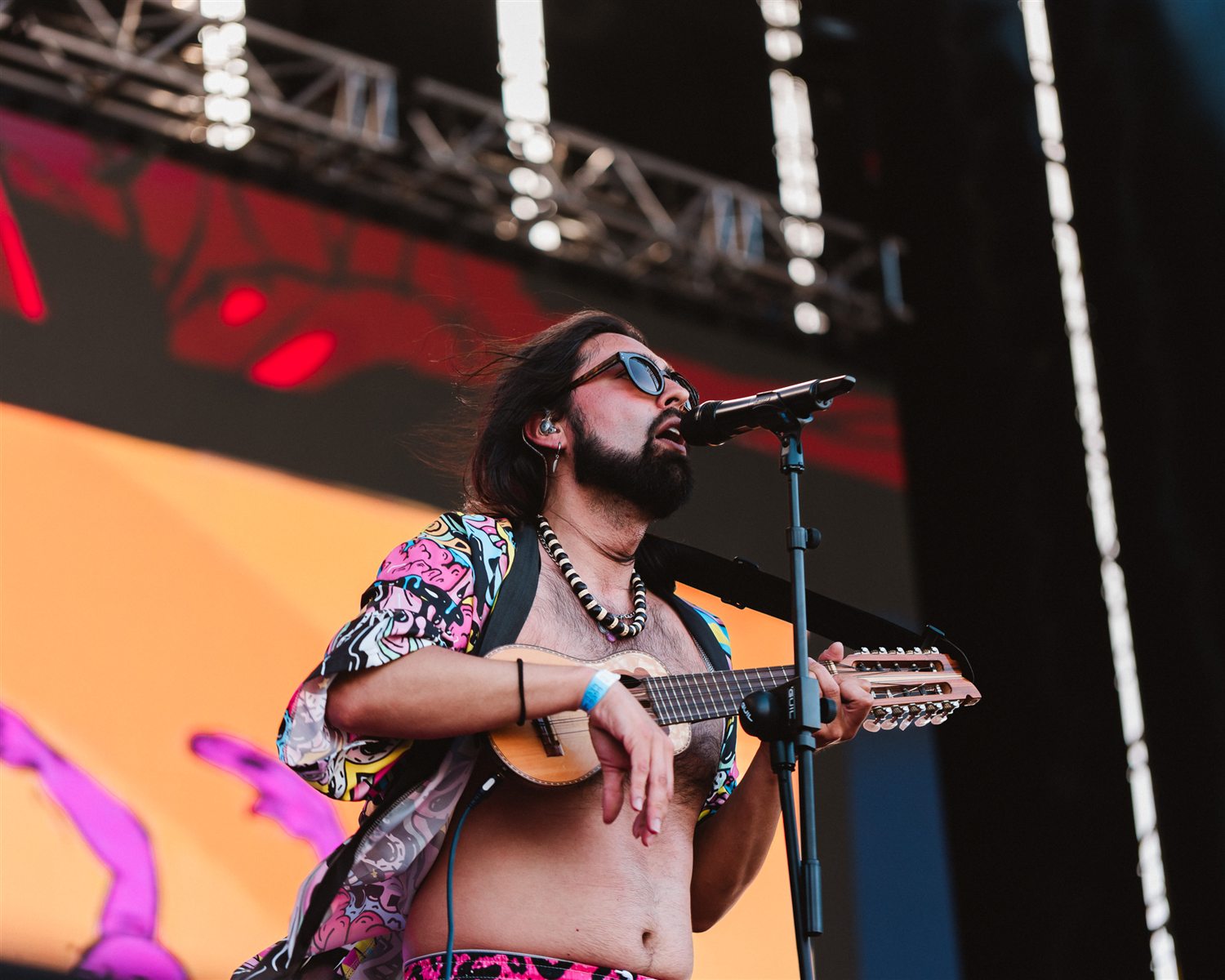 Banda La Tom Son sobre el escenario de Lava Live